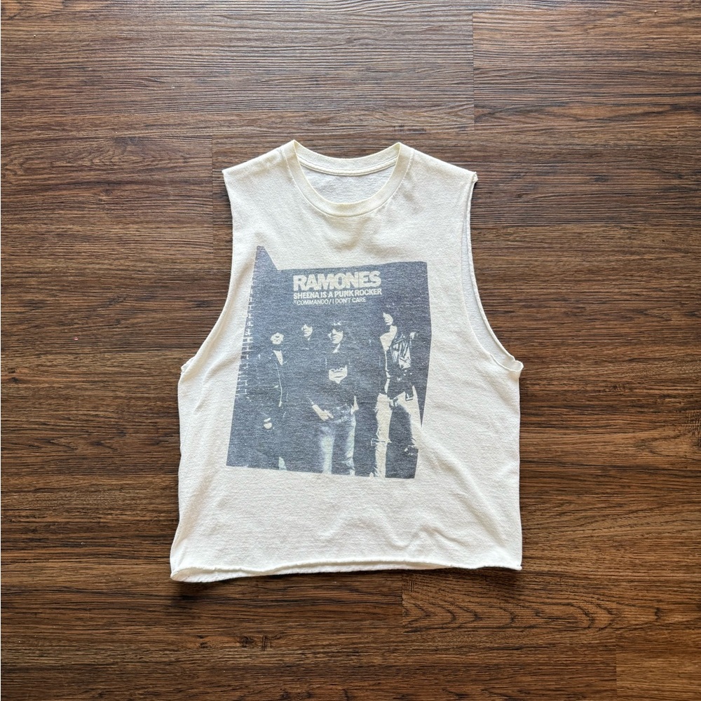 Vintage Y2K Ramones band sleeve less shirt